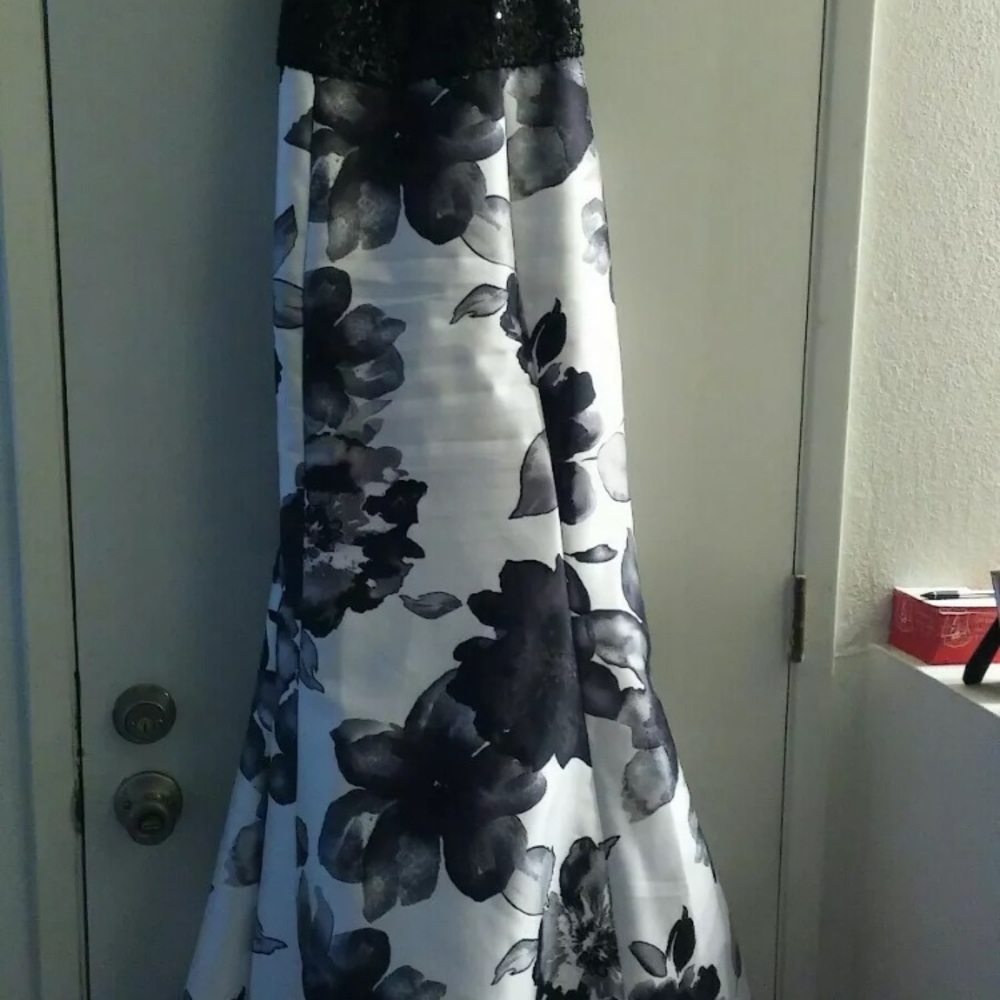 Evening gown / prom dress 9/10